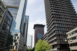 Notleidende Kredite in Eurozone Banken-Skyline in Frankfurt